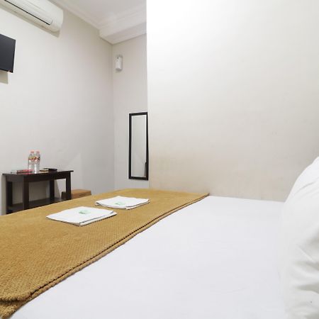 Hotel Omah Ampel Syariah Сурабая Экстерьер фото