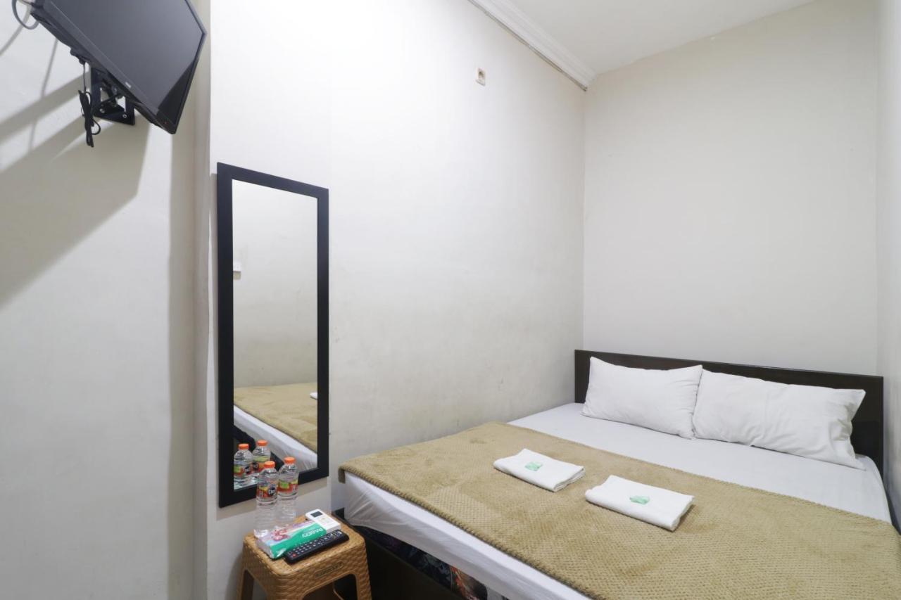 Hotel Omah Ampel Syariah Сурабая Экстерьер фото
