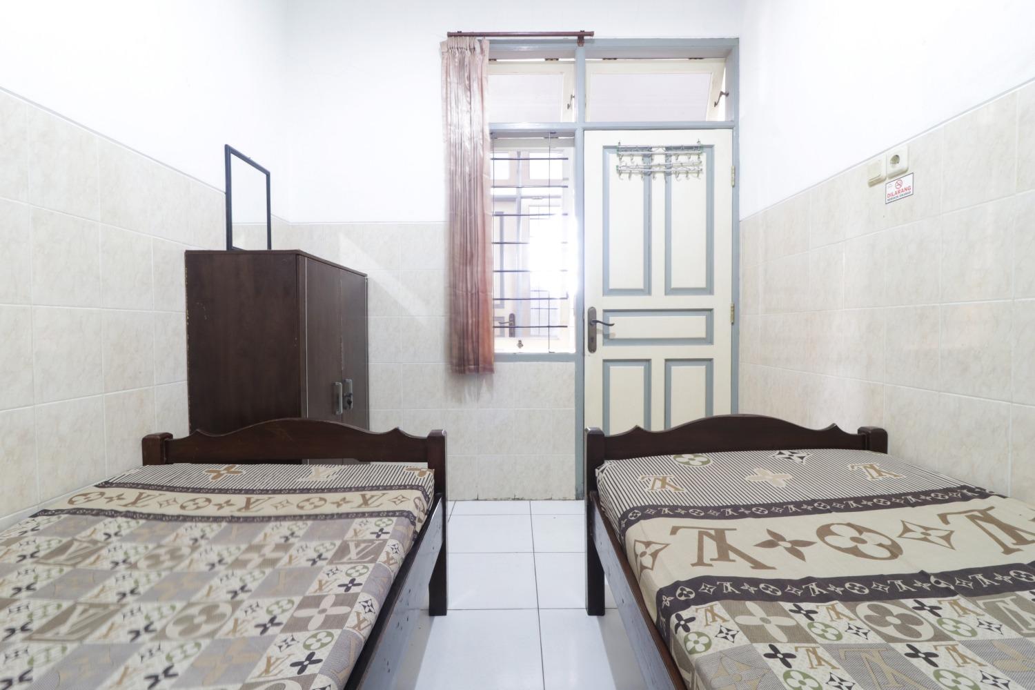 Hotel Omah Ampel Syariah Сурабая Экстерьер фото